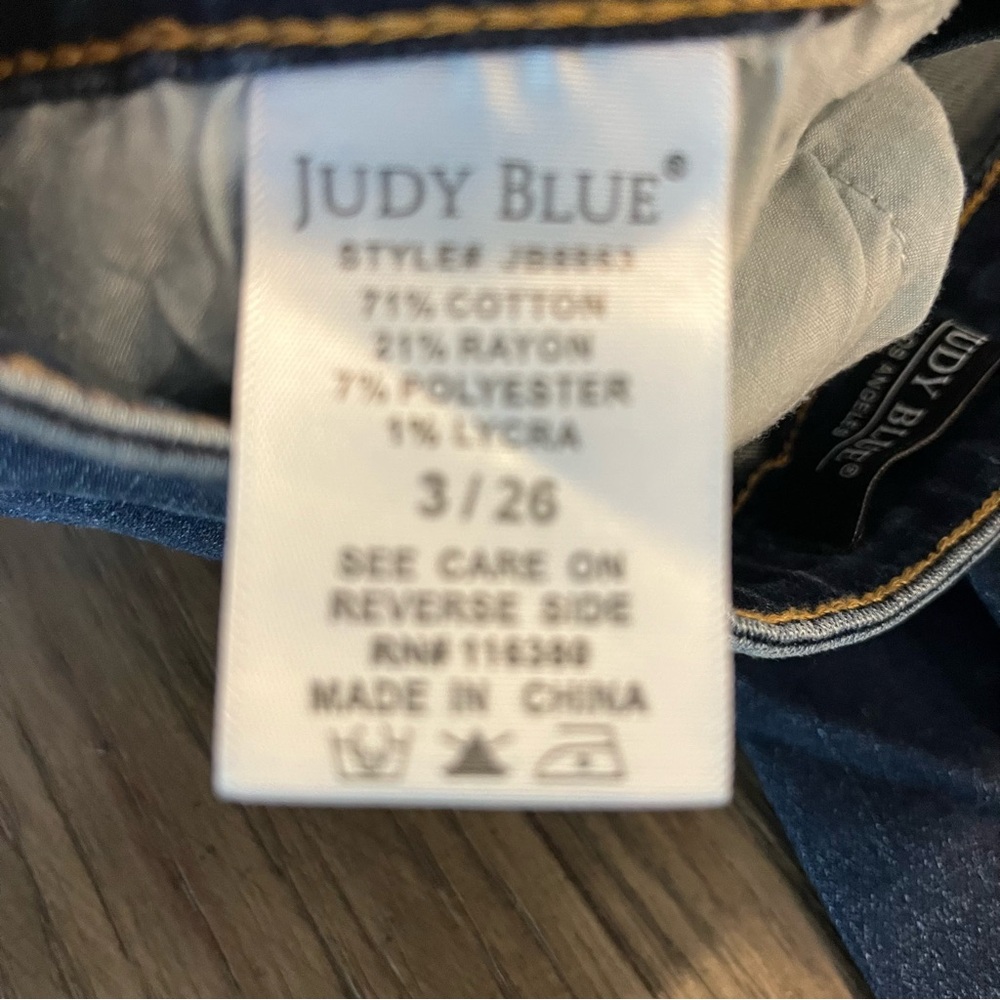 Judy Blue Indigo Skinny Fit Front Seam Jeans Sz 3/26  Excellent Condition - Picture 9 of 10